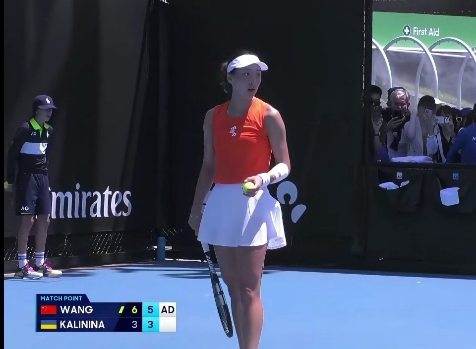 王欣瑜晋级澳网女单次轮王欣瑜澳网开门红🎾王欣瑜两盘6-3拿下卡利尼娜，10记A