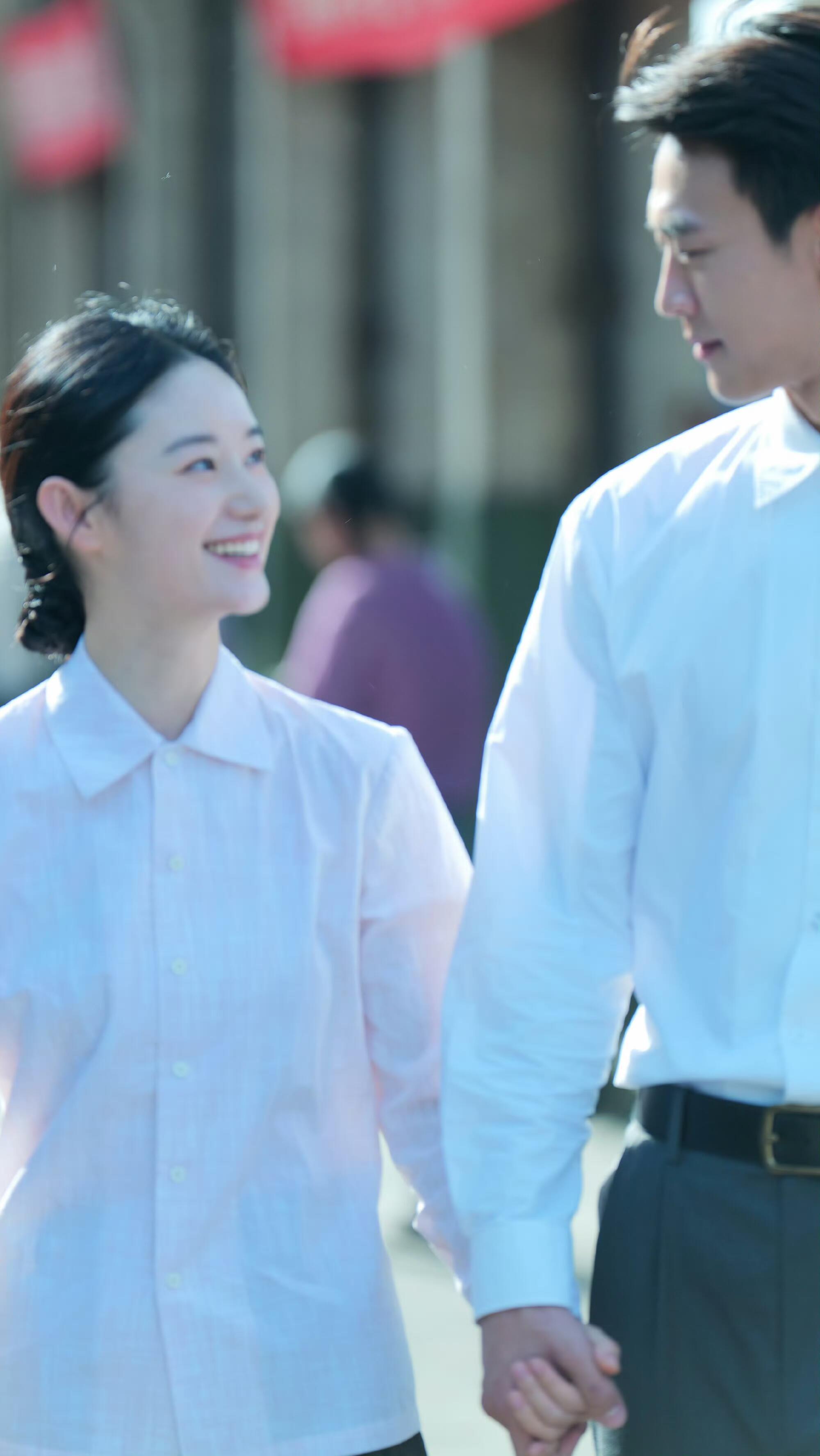 姐姐姐夫这组图拍的真好有一股清新的皂香味 