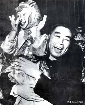 六小龄童发布：“小七龄童”因病去世，享年84岁。不少网友看差了，误以为六小龄童老