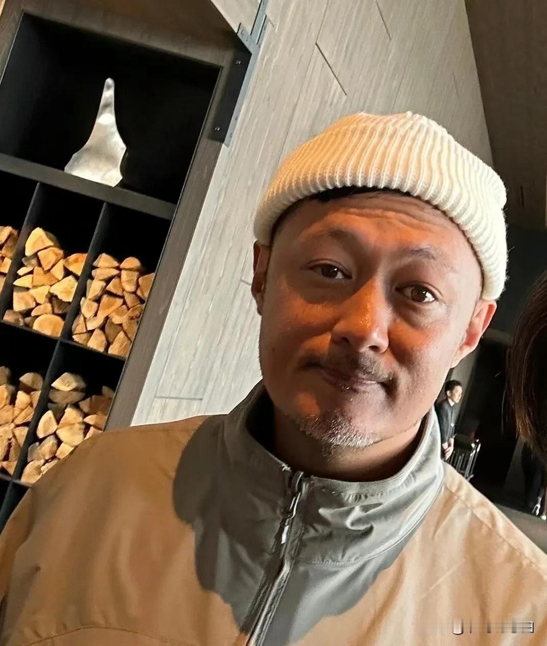 余文乐这几年到底经历了什么啊！曾经虽然不算是绝代风华，但也算是小帅，怎么就短短几
