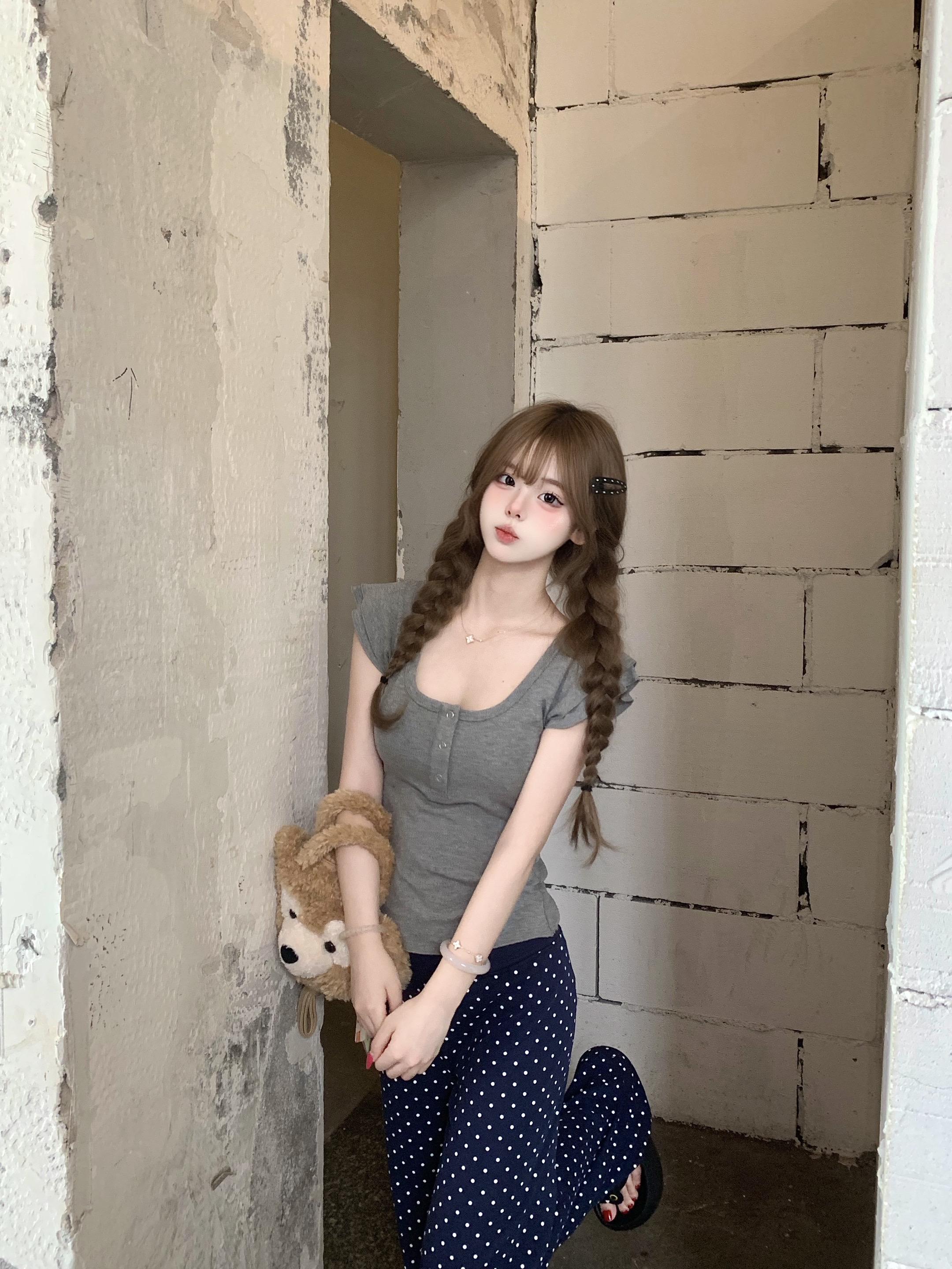 直到我能在你面前展现我的古灵精怪 说一些很傻的话 我们的关系才刚刚好