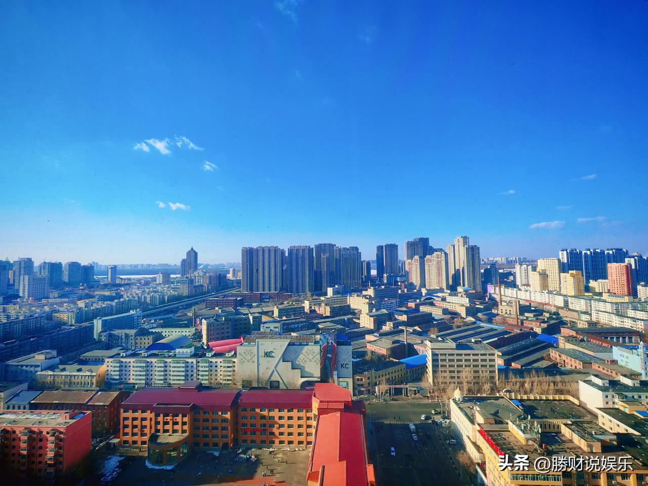 是的，十年前开始就用国产手机，三星苹果通通靠边站，绝不支持他们，只支持我们强大祖