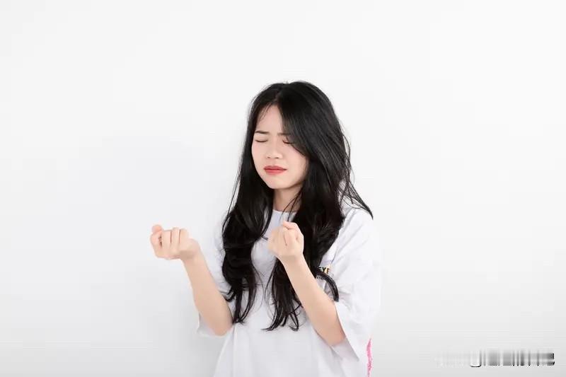 老鼠，田鼠，竹鼠，只要是这种都不敢，还有就是猫，狗，都不可能尝试，永远也不碰。