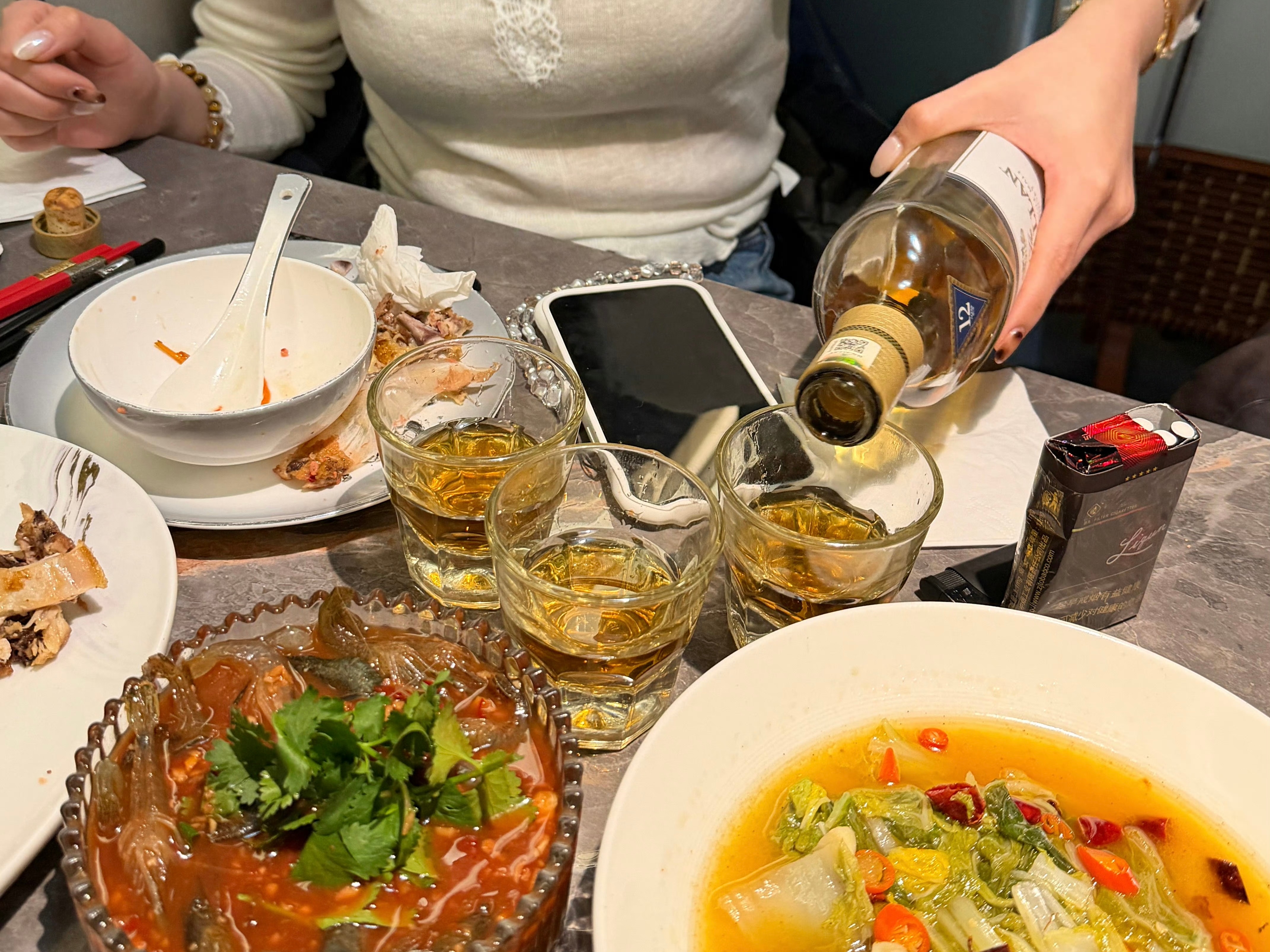 天下没有不散的筵席每个人的一生当中都是阶段性陪伴都是链接自我成长的过程，我不能陪