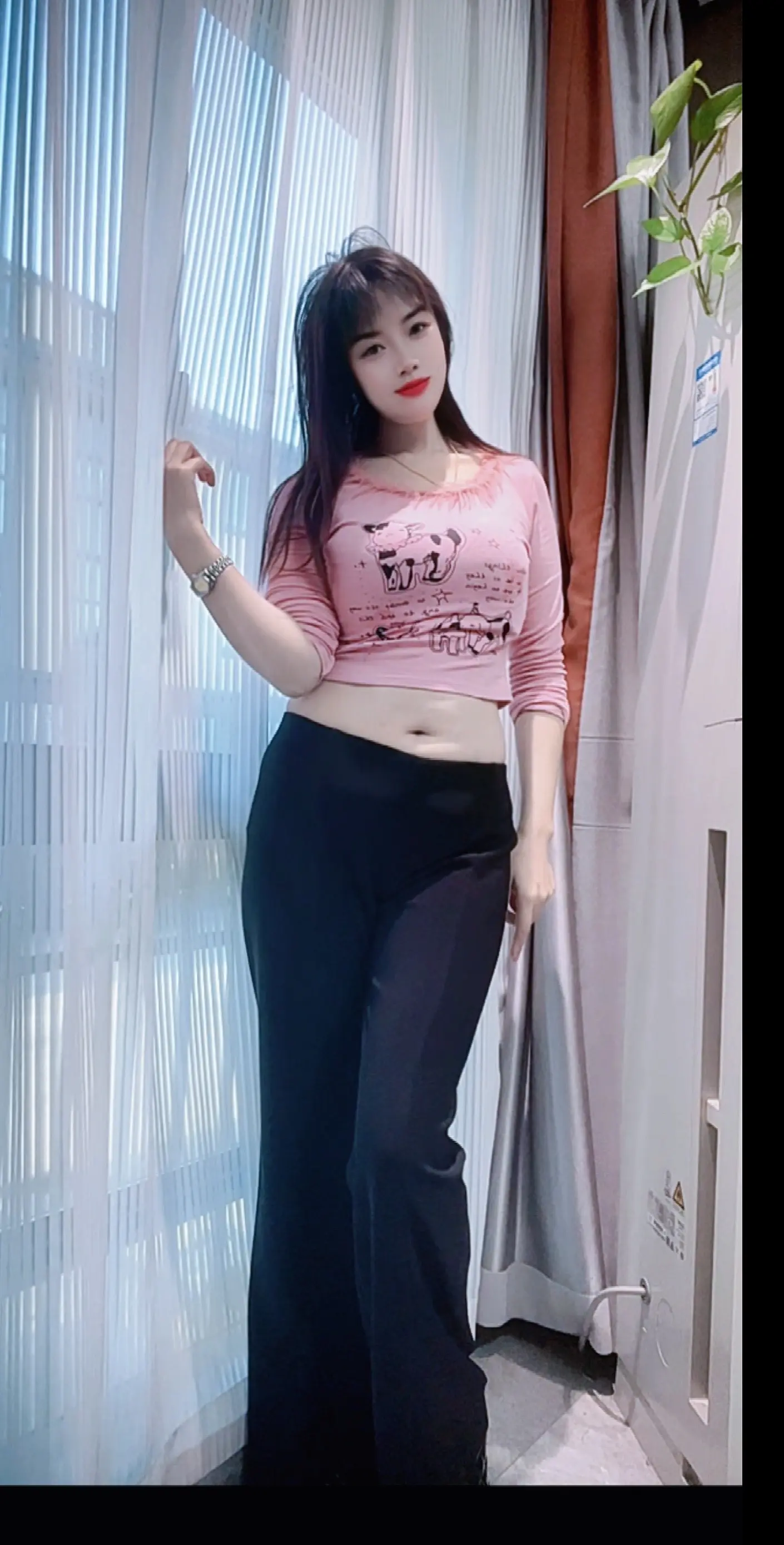 就是爱到深处才怨她！舍不舍得都断了吧！