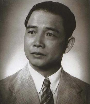 1944年11月6日，躺在床上的汪精卫有气无力，但他还是叫来妻子陈璧君，他心里已