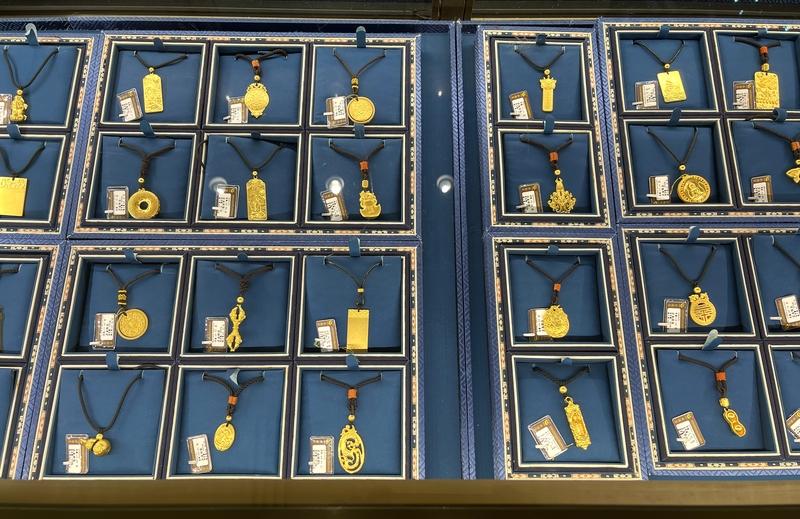 金银价继续大跌 
家人们谁懂啊！金银市场彻底杀疯了，暴跌根本停不下来！黄金T+D