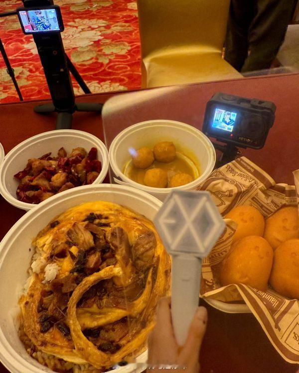 tg 边伯贤是在刻意抹黑中国食物吗？好好的辣子鸡滑蛋叉烧饭咖喱鱼丸鸡蛋仔在他的镜