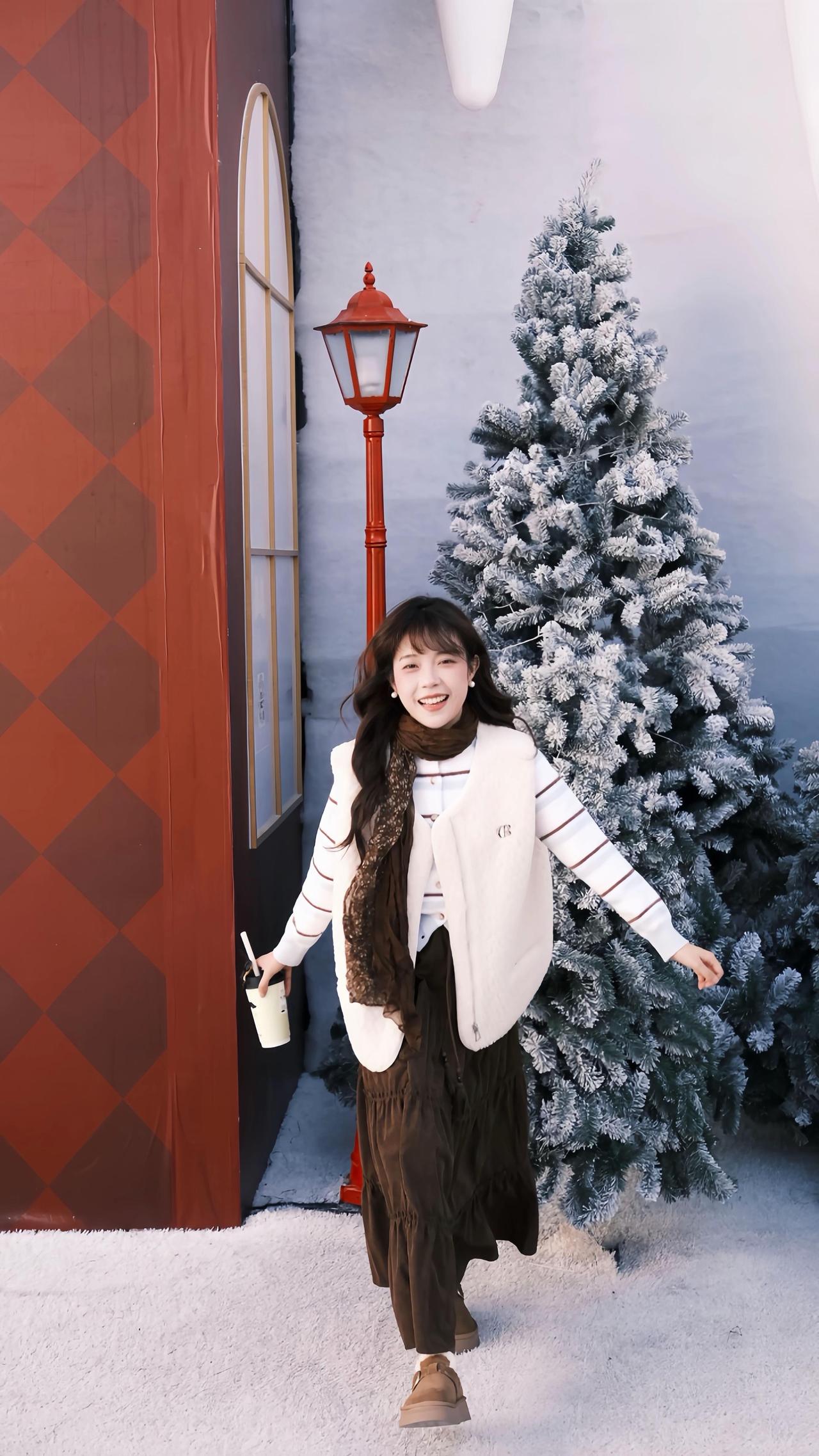 我珍惜那些为我付出稀缺之物的人 比如耐心 懂得 信任 偏爱和例外
我们的可颂时刻