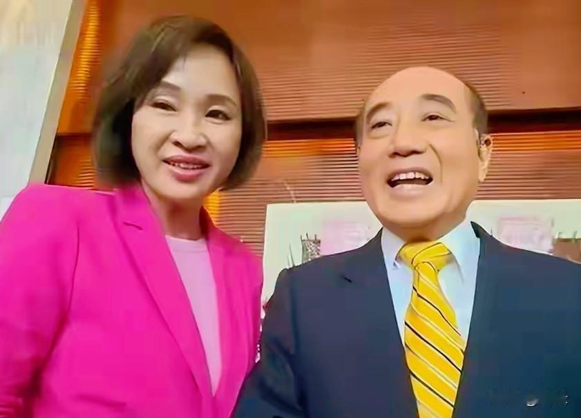 看点十足！距离11月28日台湾九合一投票越来越近，新北、高雄两大主战场，蓝绿大咖