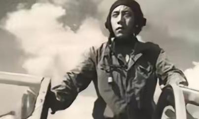 1990年，中国飞行员王宝玉开着飞机叛逃苏联，苏联答应送他去美国，然后给王宝玉戴