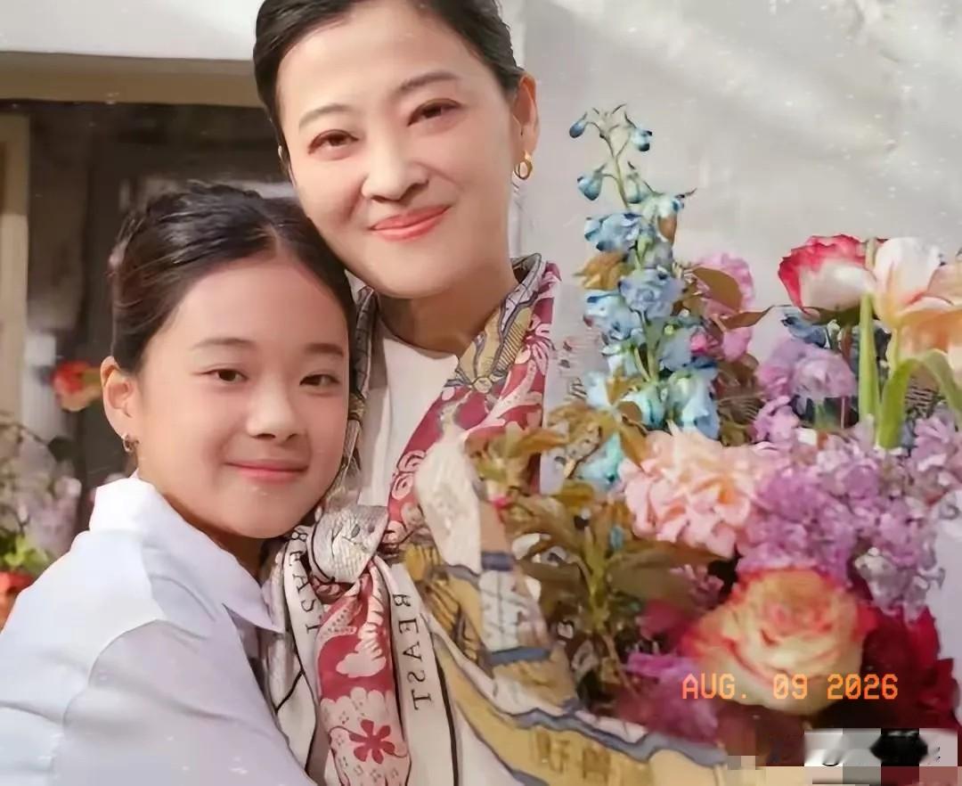 梅婷，这下又自豪了
8月9号，知名演员梅婷冲上热搜。这回不是因为她在剧中的演技，