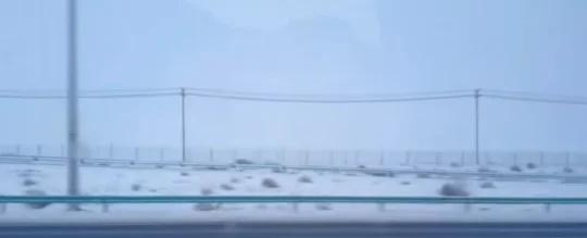 乌鲁木齐
乌鲁木齐下雪了，善良的人儿，你回家了吗？
总要来一趟大西北吧 大数据让