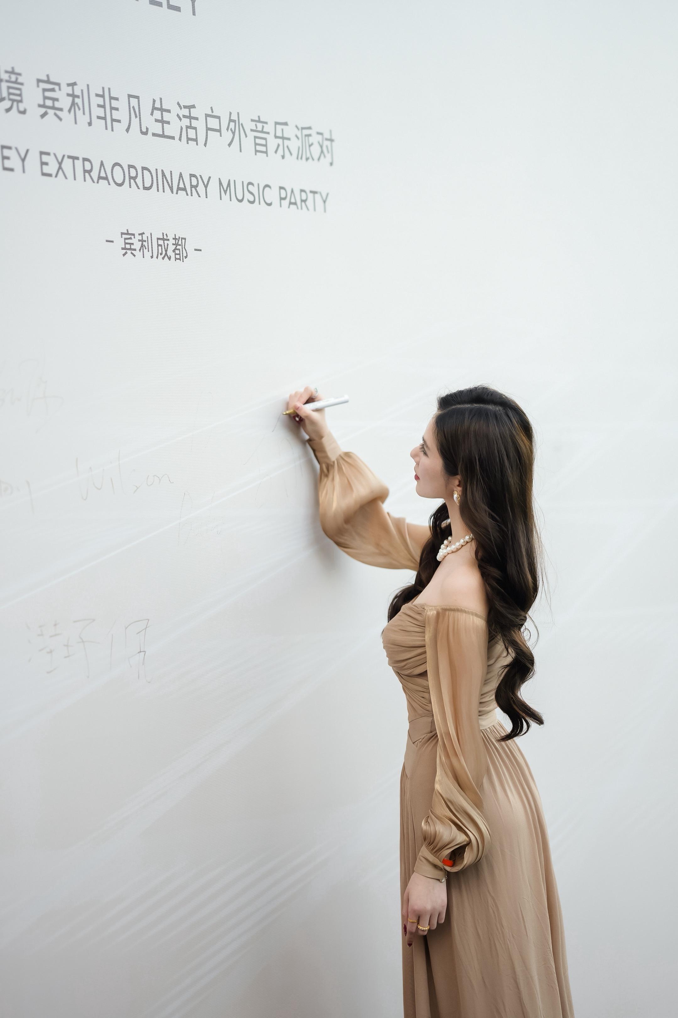 交出你的春日ootd