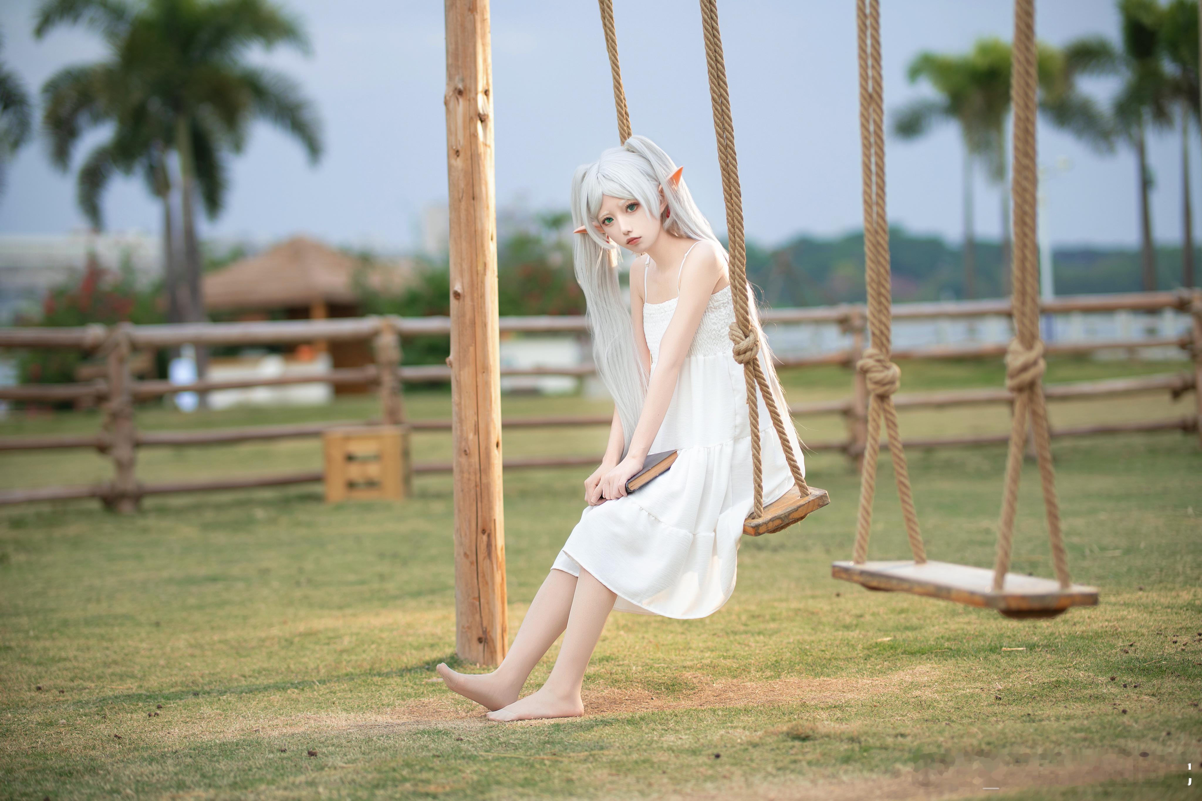 #芙莉莲[超话]##葬送的芙莉莲##COS[超话]##精灵# 💫这次是白裙子芙