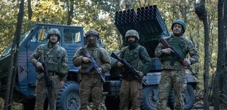 大批雇佣军开始“争先恐后”的逃离乌克兰，因为乌克兰宣布：所有外籍雇佣兵都要被编入