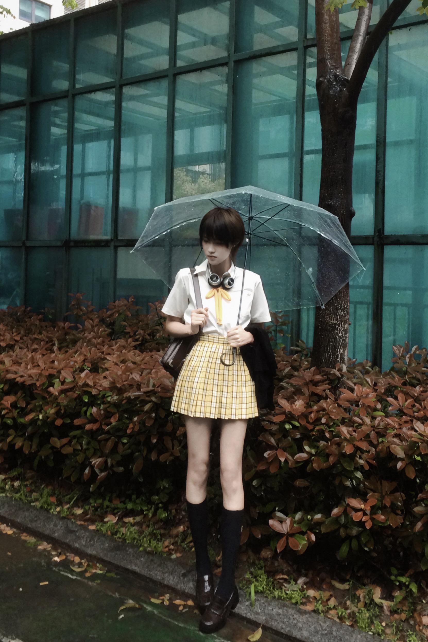 忧郁的雨季。