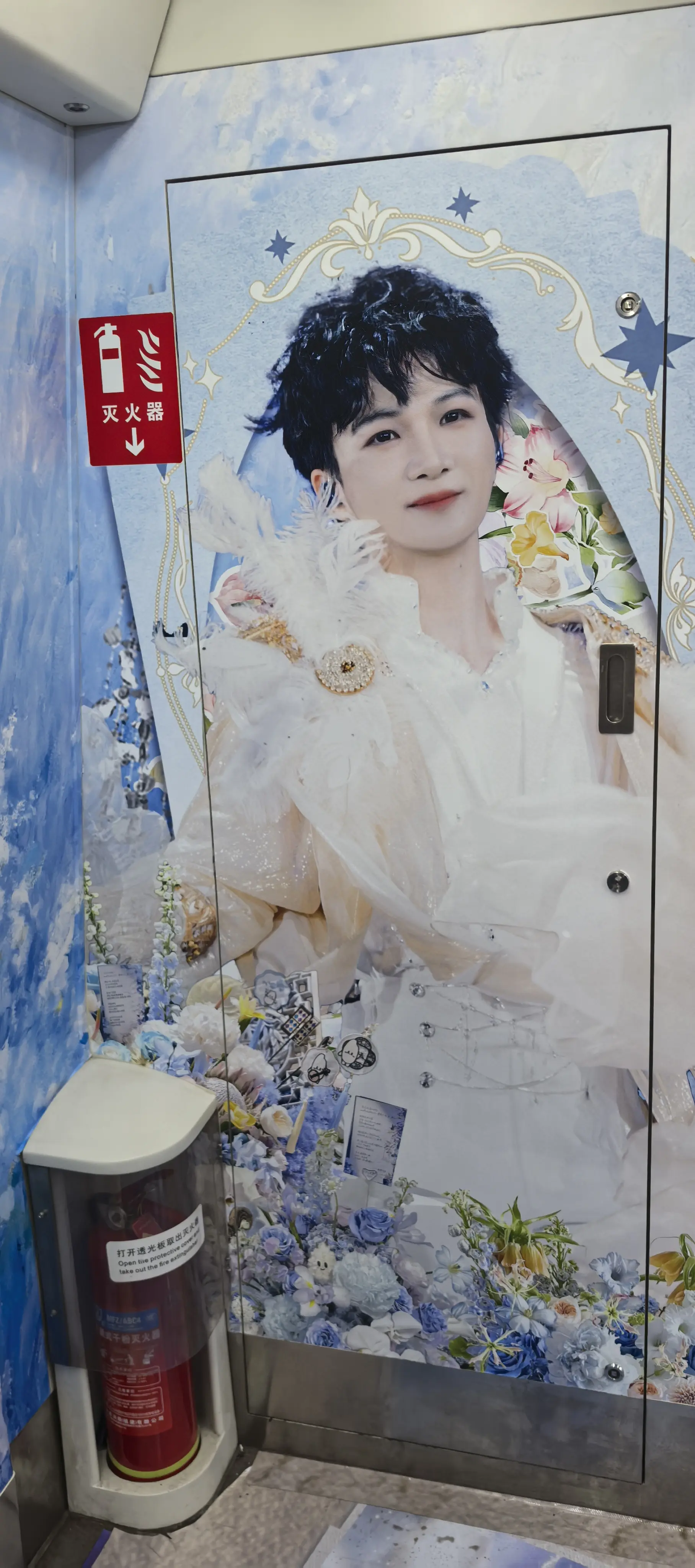 第一波打卡。痛铁也是坐上了 就是带着行李不方便，换其他时间再坐一次吧