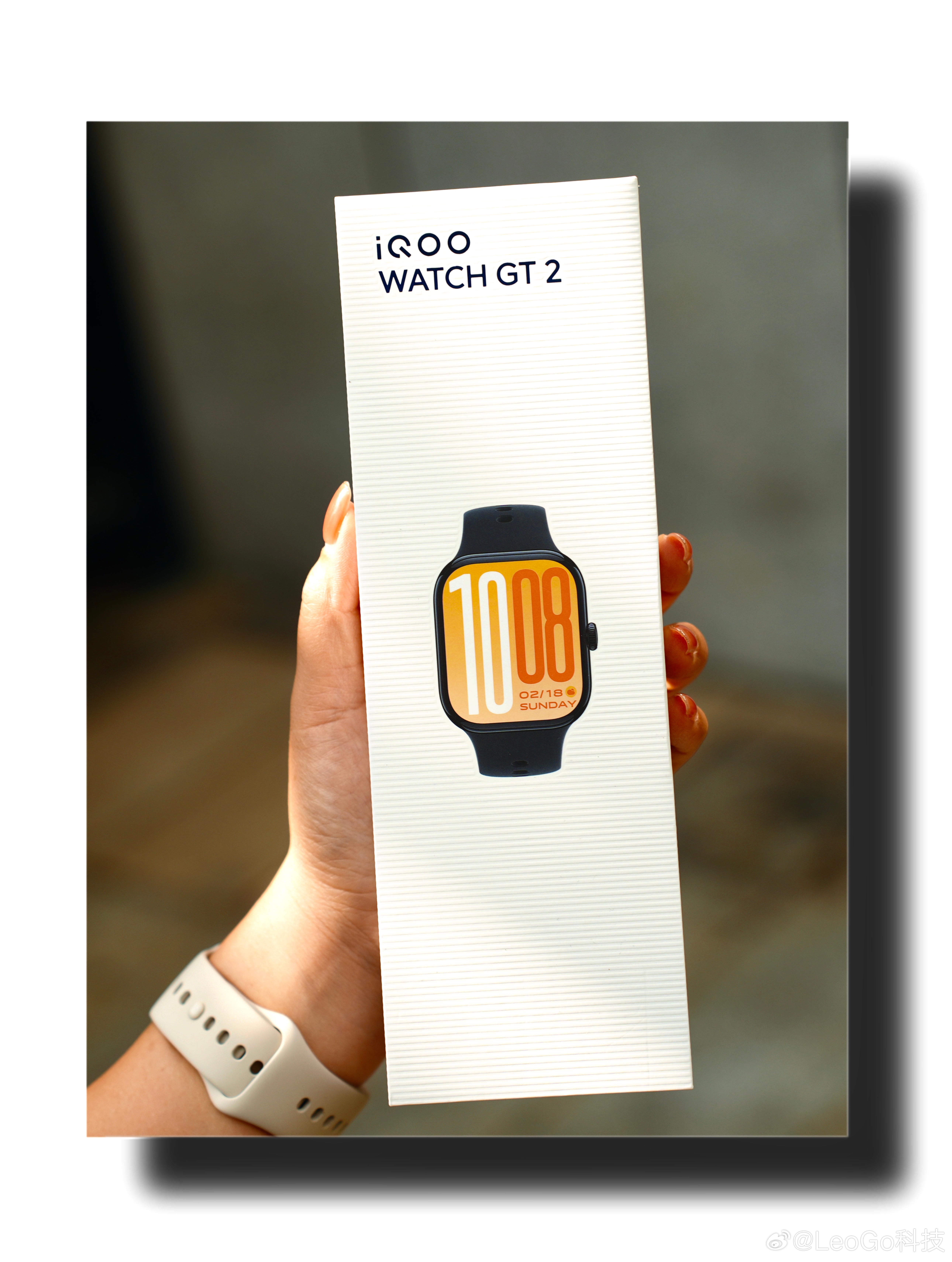 双十一什么值得买iQOO WATCH GT 2 这款「空格白」配色，确实值得单独