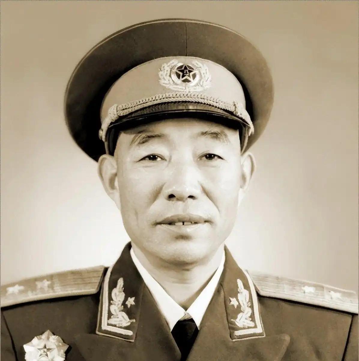 1955年，58军军长孔庆德给自己上报大校军衔，主管授衔的罗荣桓元帅急了：你打掉