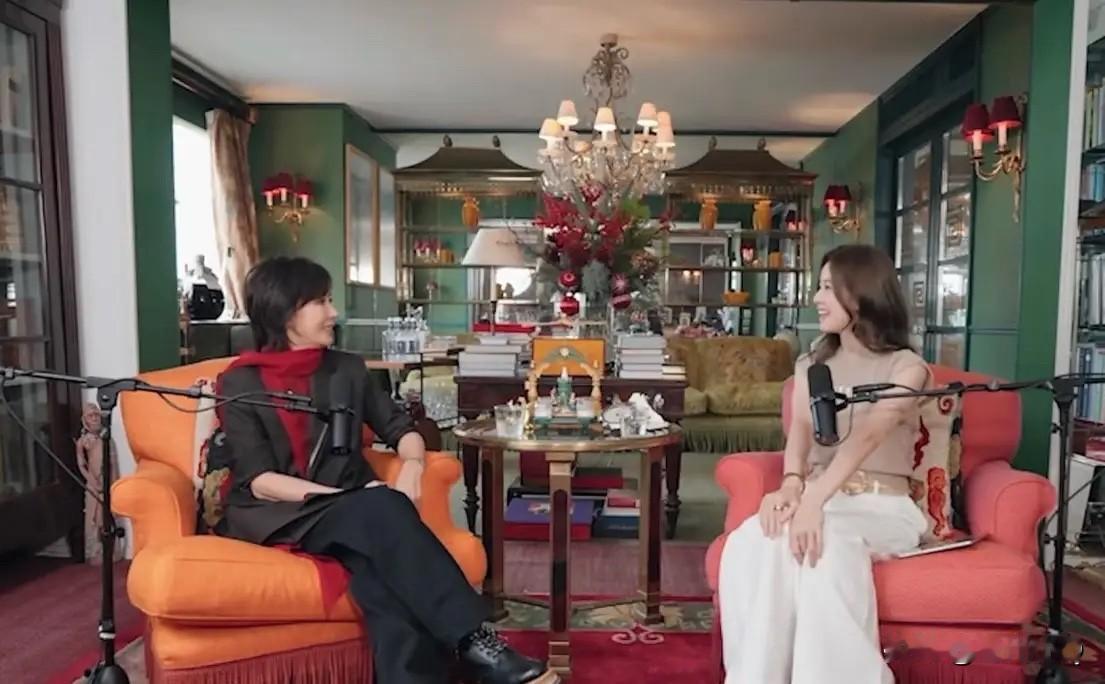 章泽天跳出舒适圈，单打独斗去做博客。也许她太想撕掉京东老板娘的身份，想为自己树立