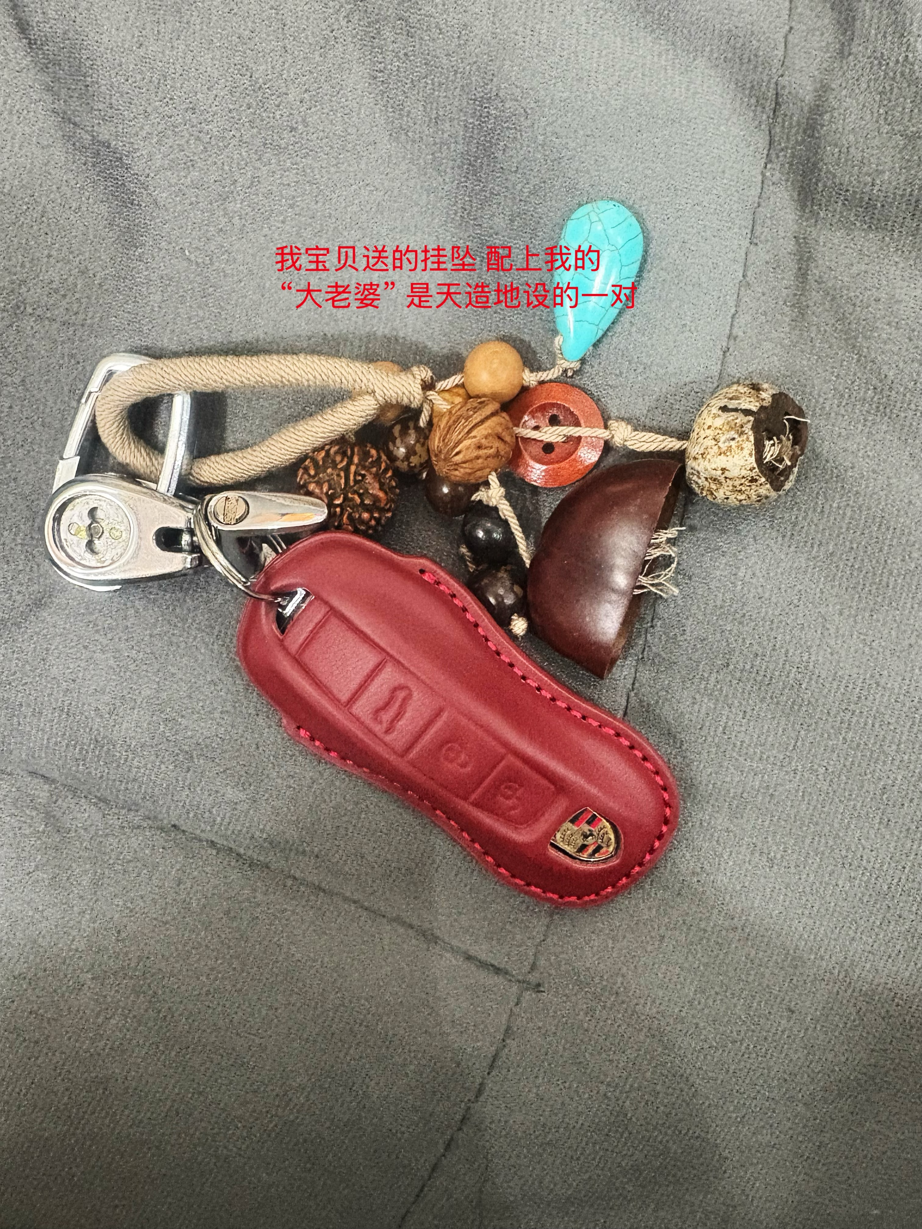 生活中有太多值得我们去怀念和珍惜的瞬间也有着一些很有意义的事情  那就是“善与爱