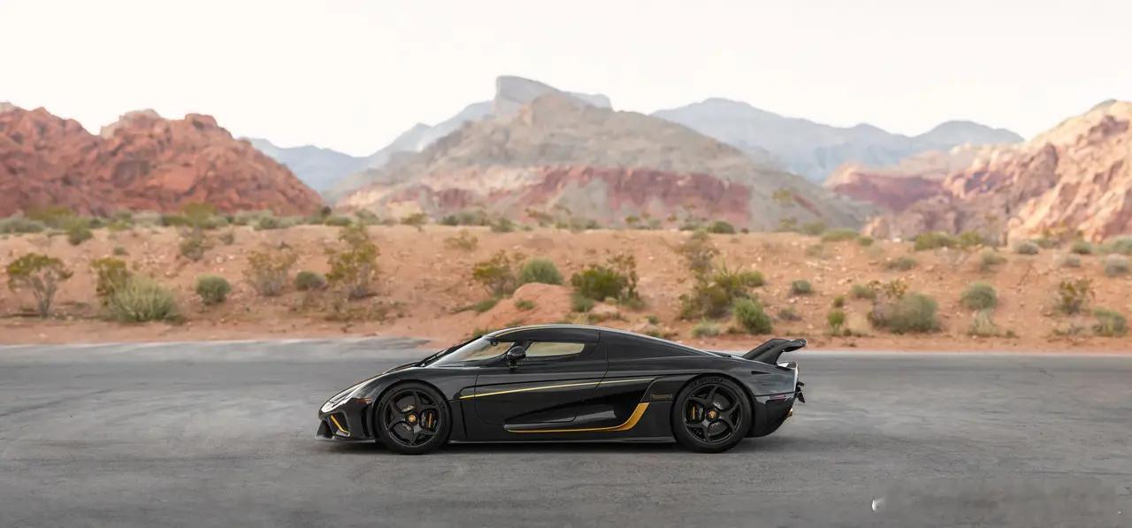 Koenigsegg Regera，配色绝绝子！ 