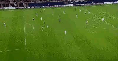 一方面是球场争取出我的因素，另一方面是众所周知的原因，蓉城与广岛之战异常激烈。上