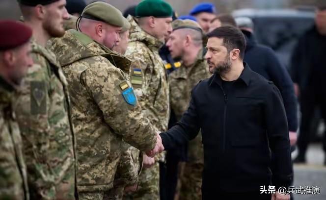 留给泽连斯基的时间或许已然不多了！

俄乌冲突再次升级，泽连斯基必须面对现实，不