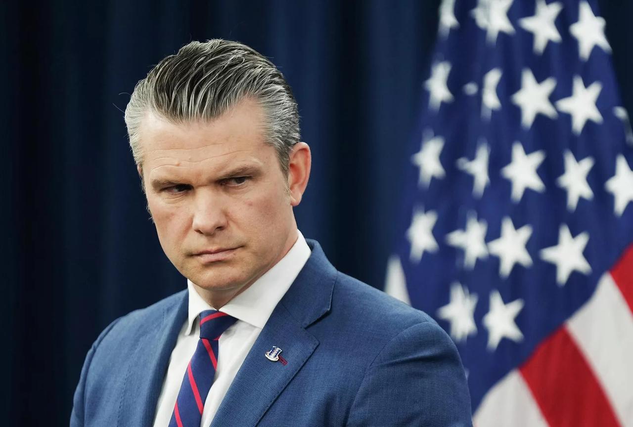 美军也怕被团灭！

五角大楼战争部负责人赫格塞斯确认，90%的中东美军已经从他们