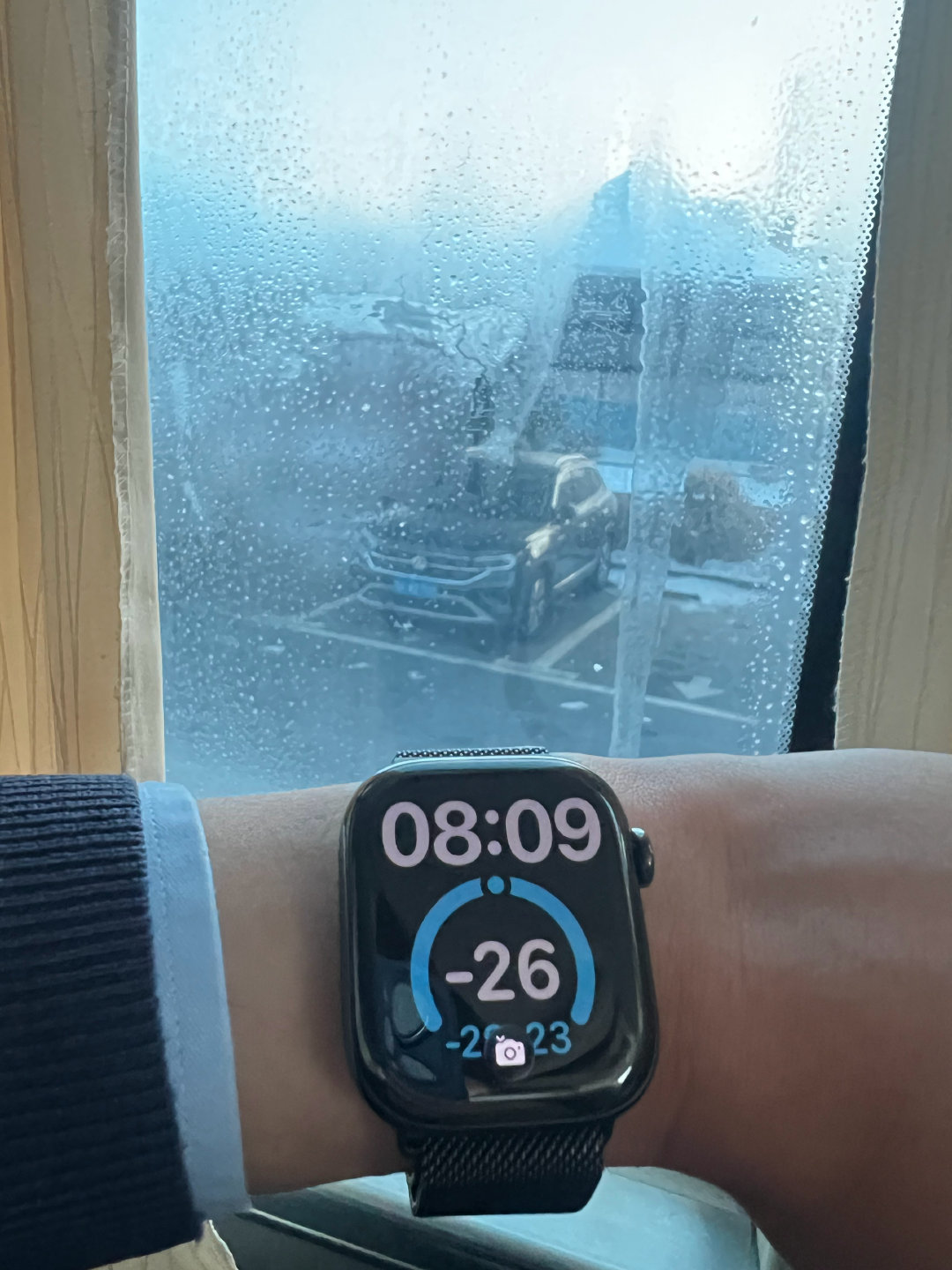 宁德正式宣布钠电池上车。钠电池上量以后价格可以比磷酸铁锂更低，而且低温性能好。新