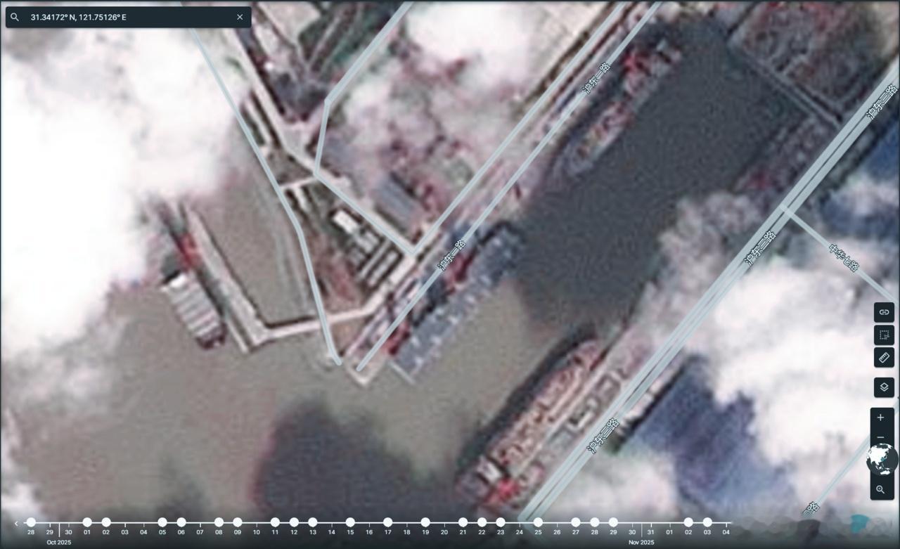 076画线完毕真的很快！前阵子刚刚弹小红车的呢。