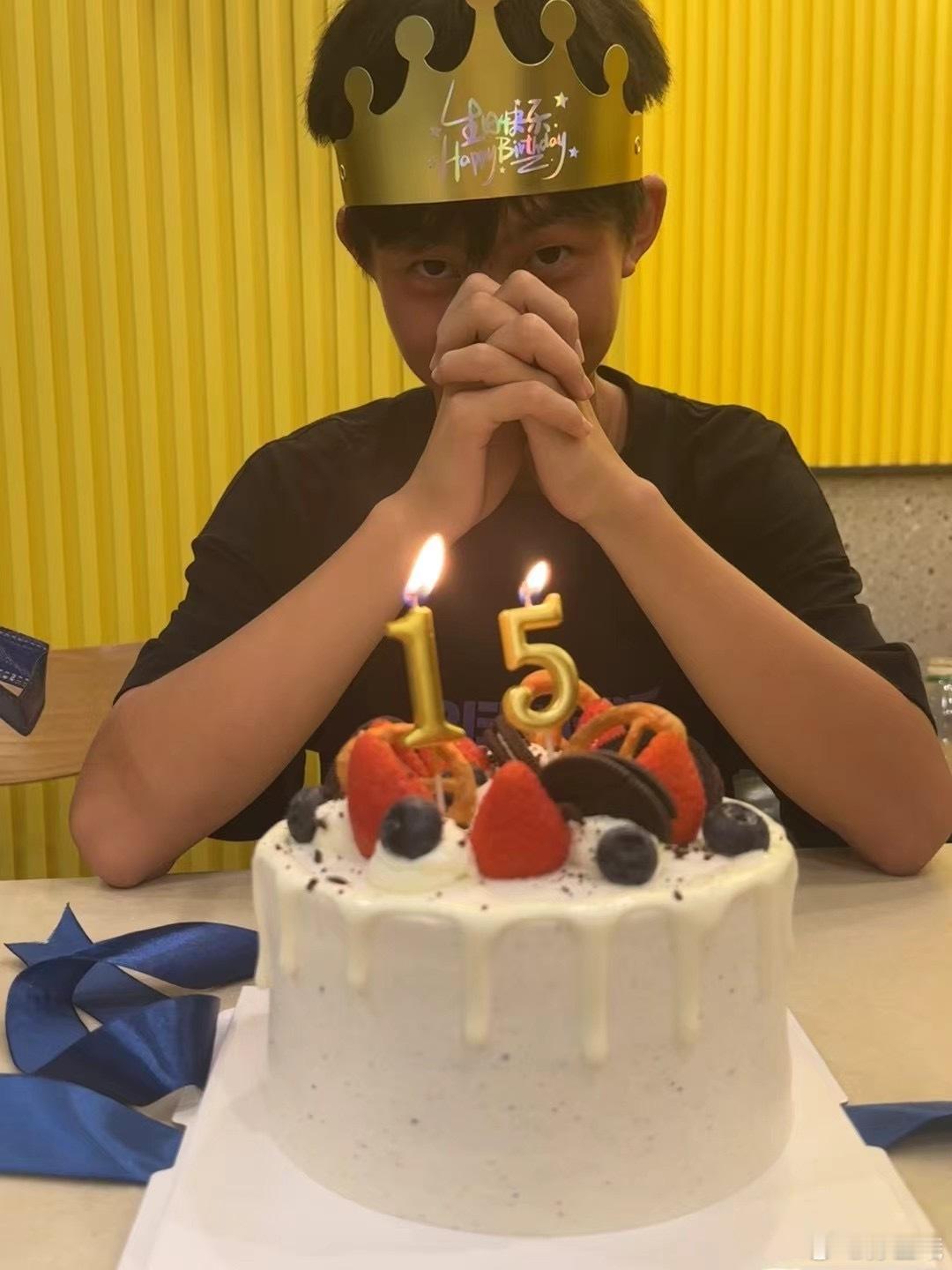 15岁了… 再也不能买儿童票了.. ​​​