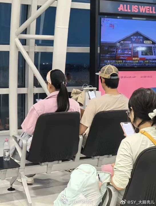 济州岛机场偶遇金莎孙丞潇济州岛机场偶遇金莎孙丞潇啦！网友济州岛机场偶遇金莎孙丞潇