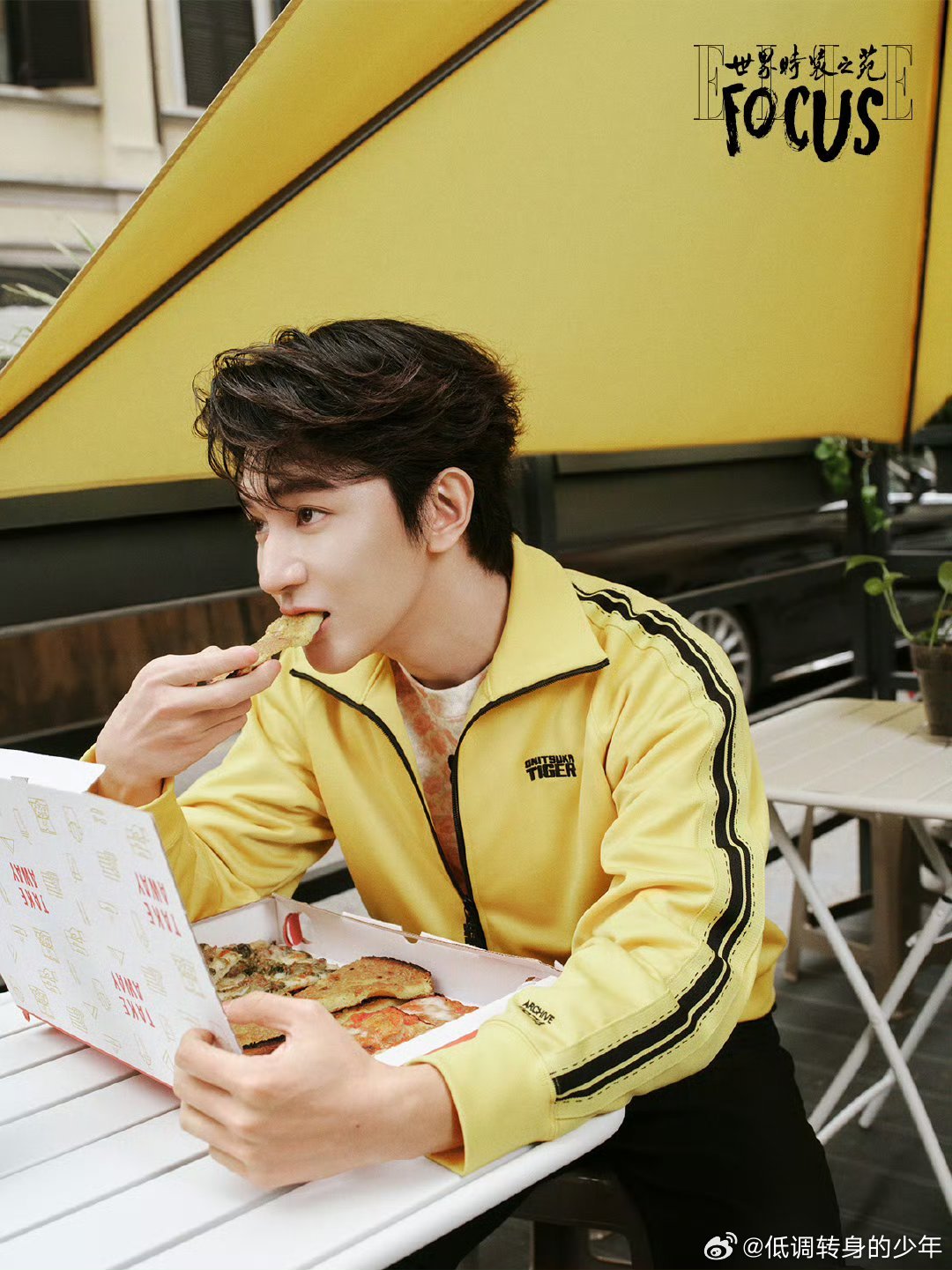 夏之光ELLE电子刊这个夏之光真是年轻帅气英俊潇洒的劳模啊夏之光ELLE电子刊预