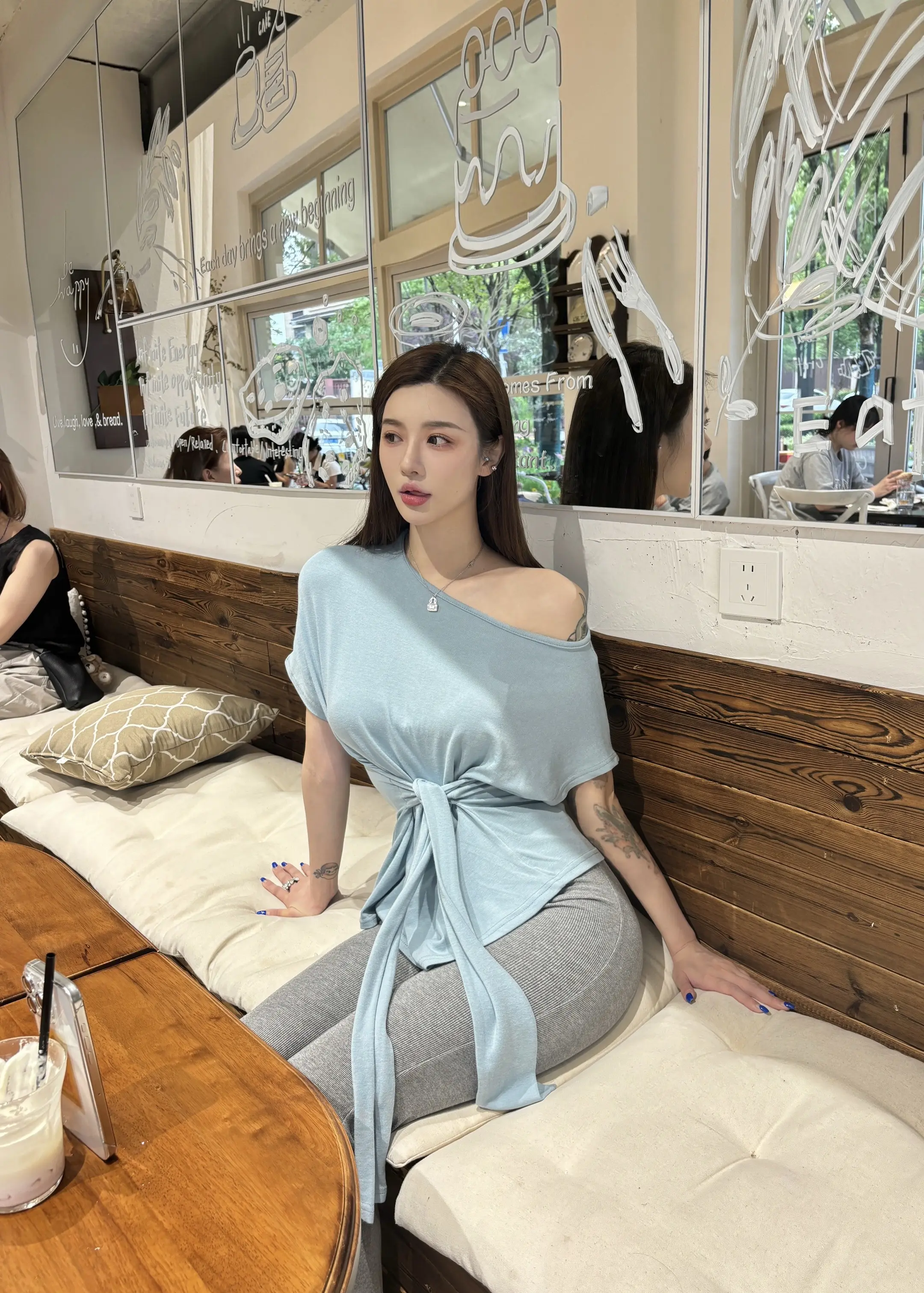 从不介意被视奸  因为我的完美值得反复品鉴
