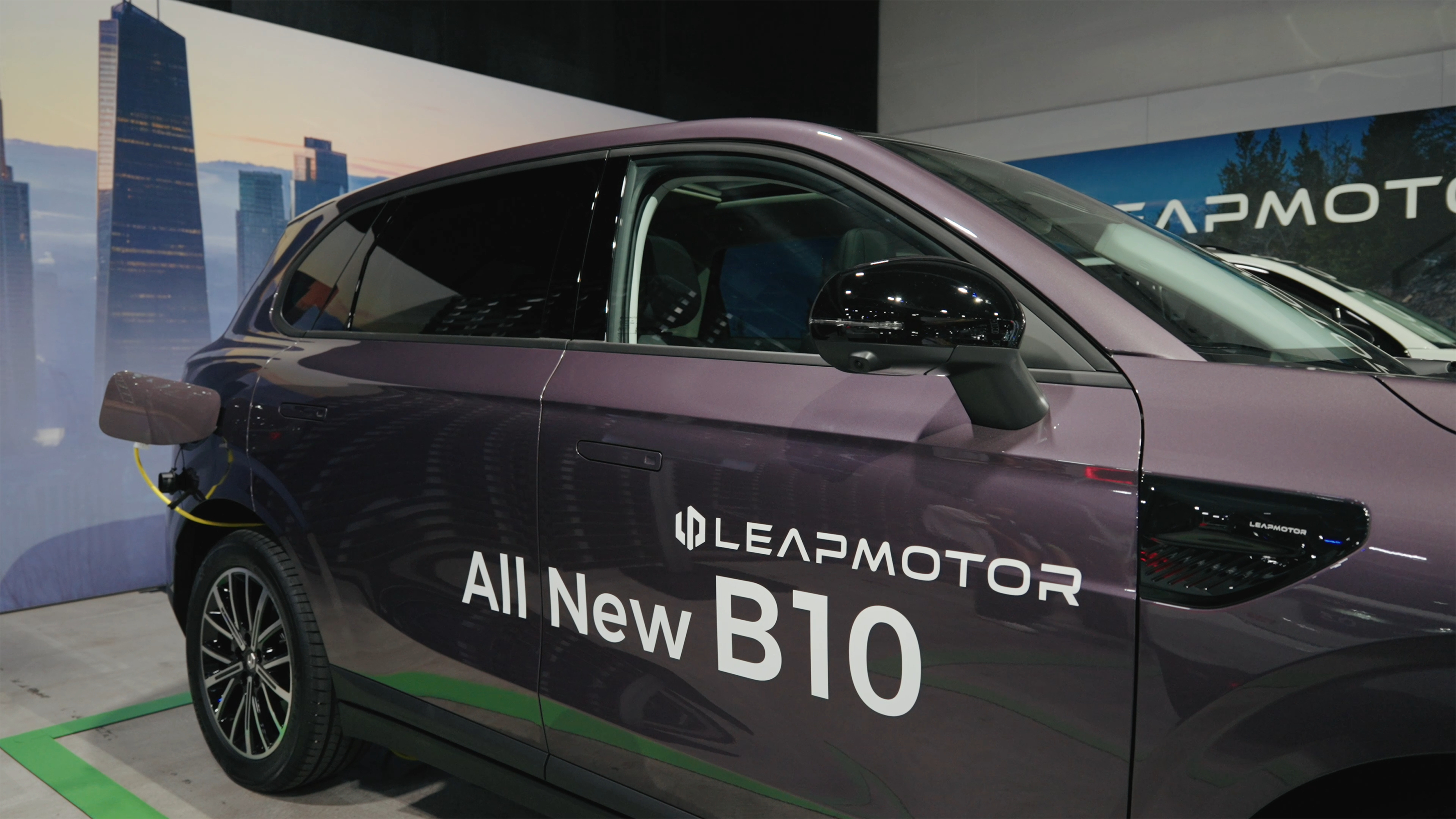 苏黎世车展现场直击！零跑C10 成了许多欧洲家庭的心头好都说瑞士人严谨，选车看重