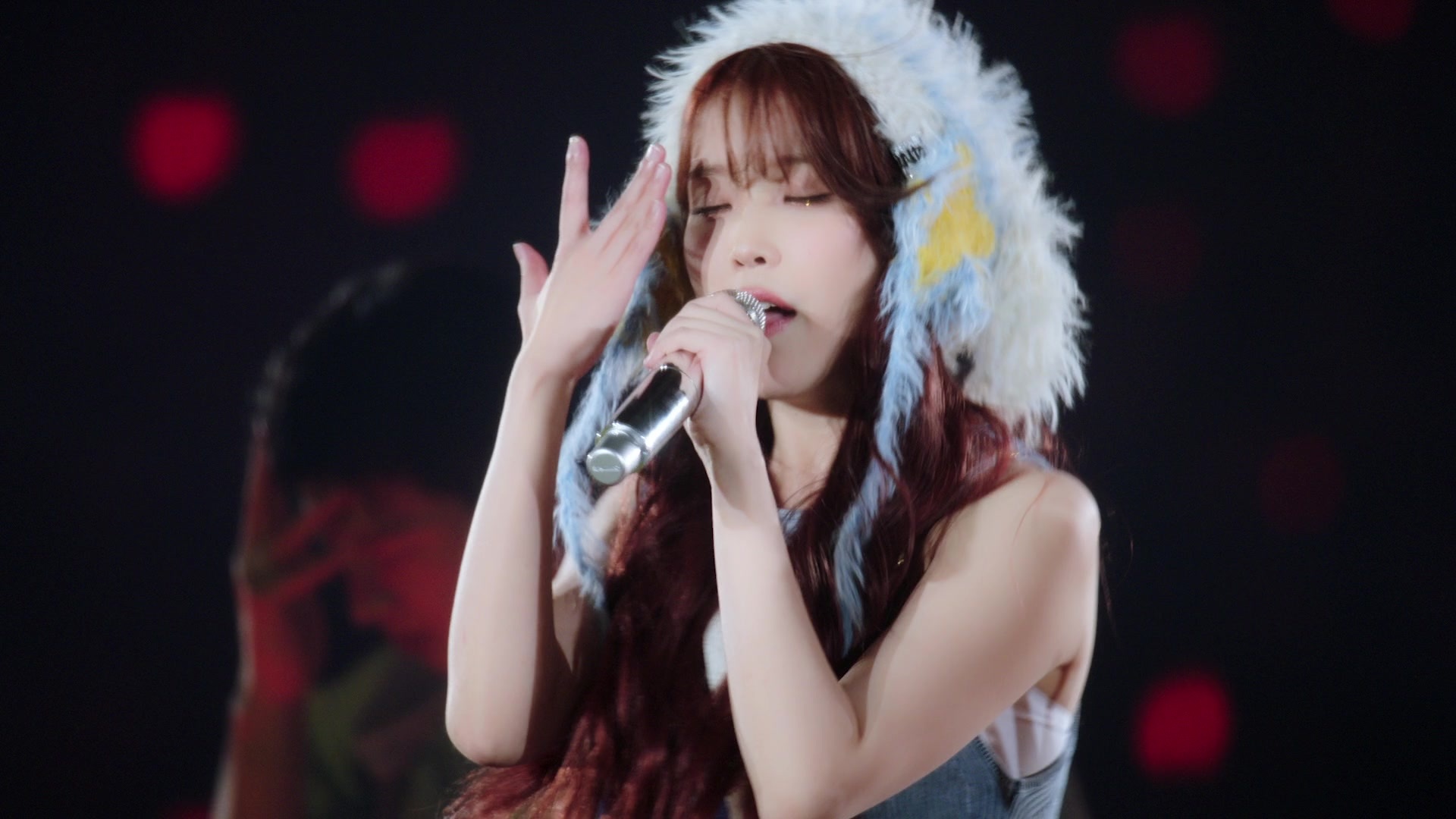 2024 IU 世巡演唱会截图包按造型分类文件夹 （序号和以下预览图有关/不包括