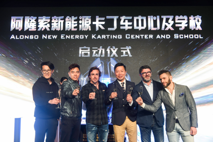商务部发布的举措，除了改装和推动经典车交易，12个城市要发展汽车赛事，希望不是光