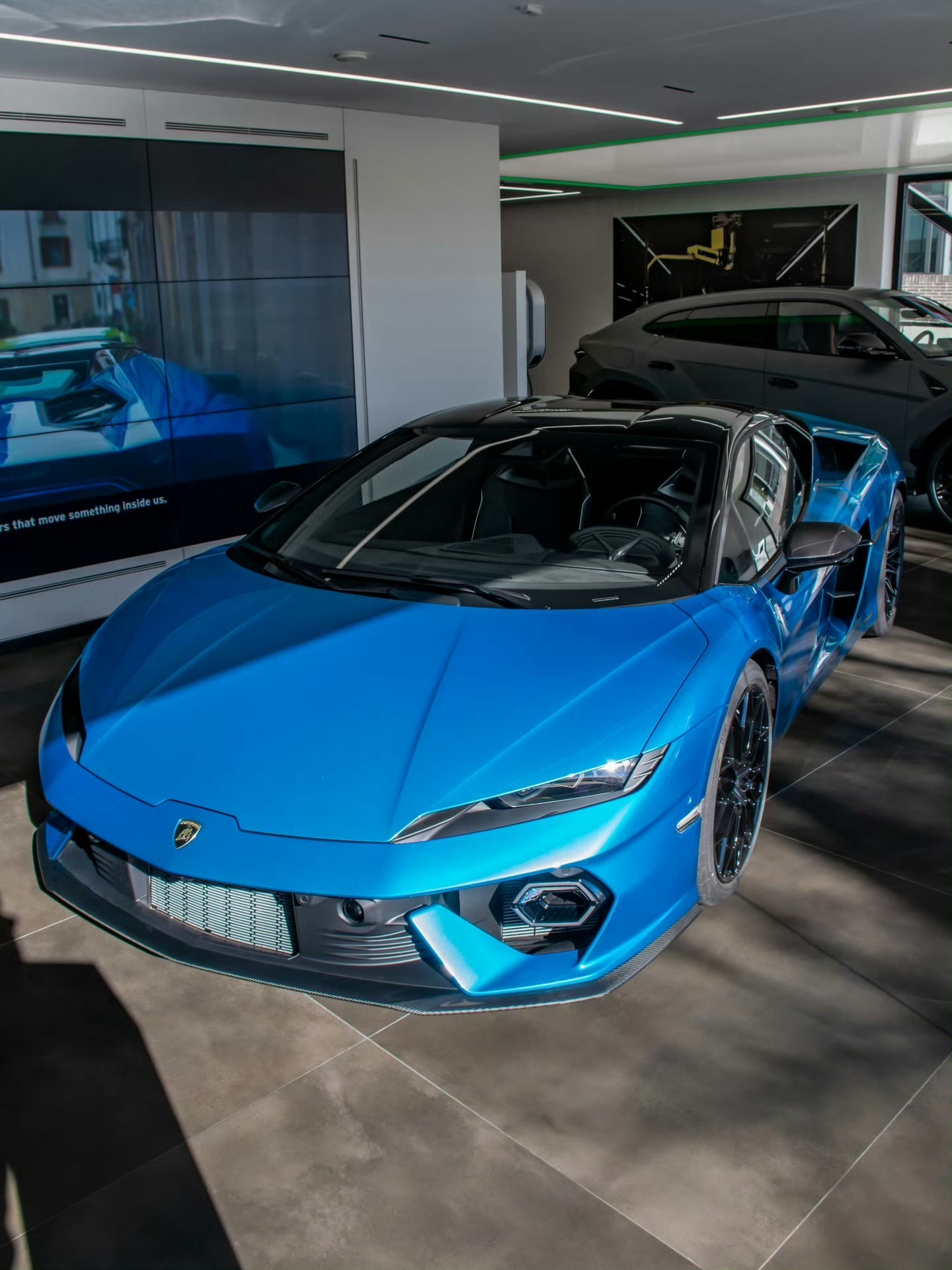 兰博基尼 Temerario💙💙 