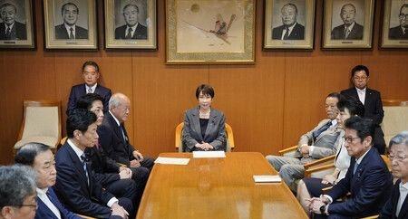 日本首相高市早苗（自民党总裁）30日在首相官邸接受媒体采访时表示，政府计划自20