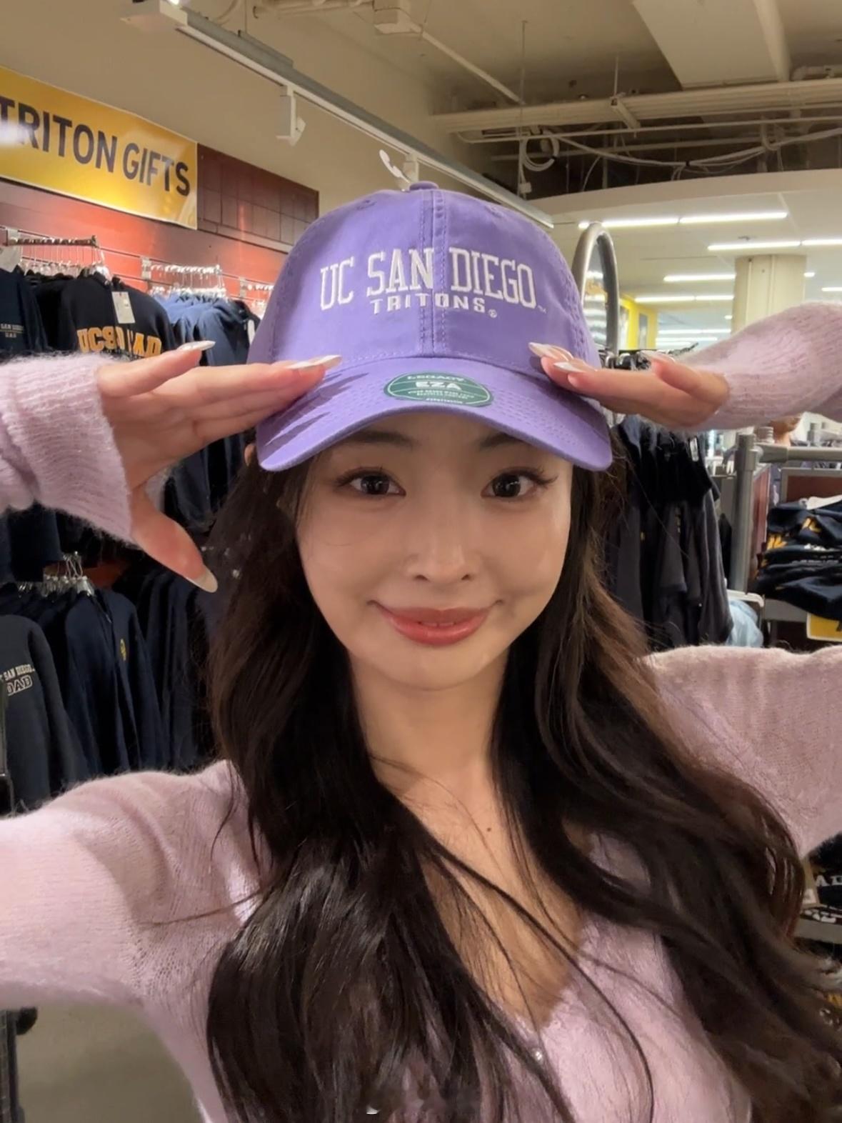 回来第一件事！买衣服🔱 ​​​