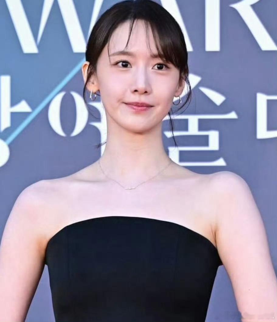林允儿出演韩版非自然死亡林允儿挑战法医角色 据韩媒报道，韩国将翻拍日剧《非自然死