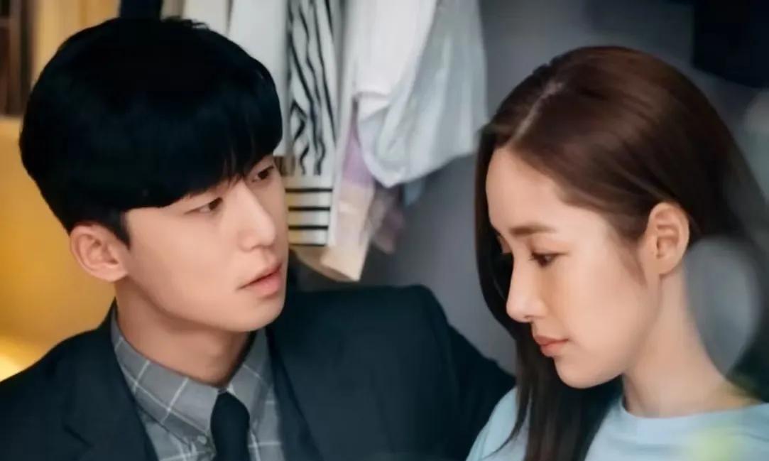 多少中年男人把婚外情当“人生外挂”？婚姻咨询师张姐在咨询室见过太多残局：“那不是