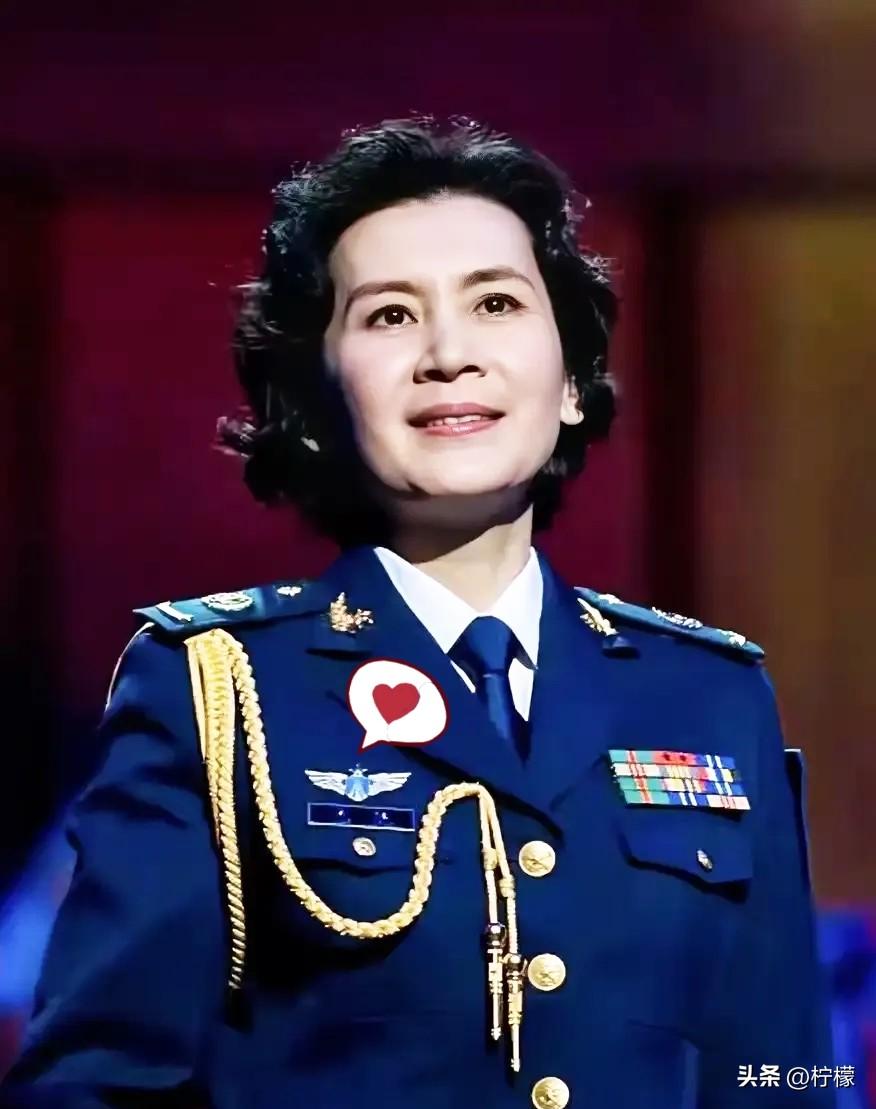 她是著名国家一级演员，享“正军级”待遇，却曾被丈夫嫌弃演戏。

“我宁愿不要婚姻