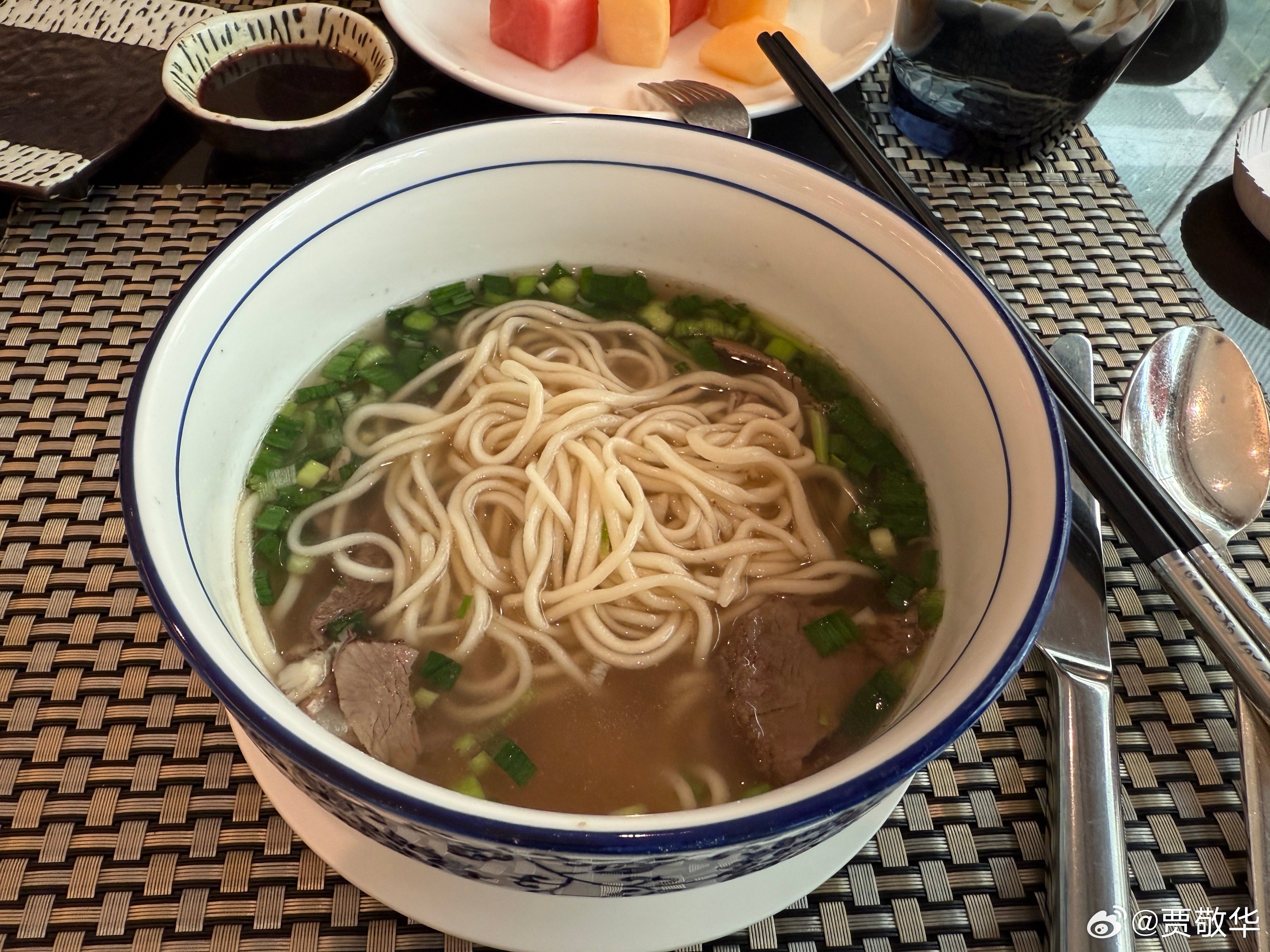 #每天早起打卡# 出来快一周了，还真有点想家呢。起床，干饭去！下午返程，开心