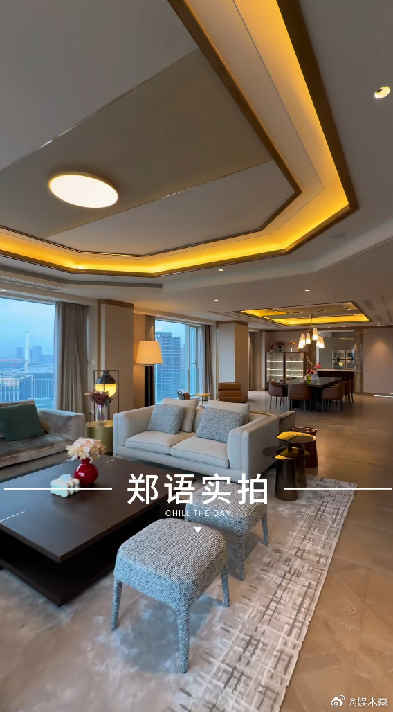 曝景甜降价出售上海豪宅 真不是突发状况，去年就开始挂了，就是普通的换房需求，降价