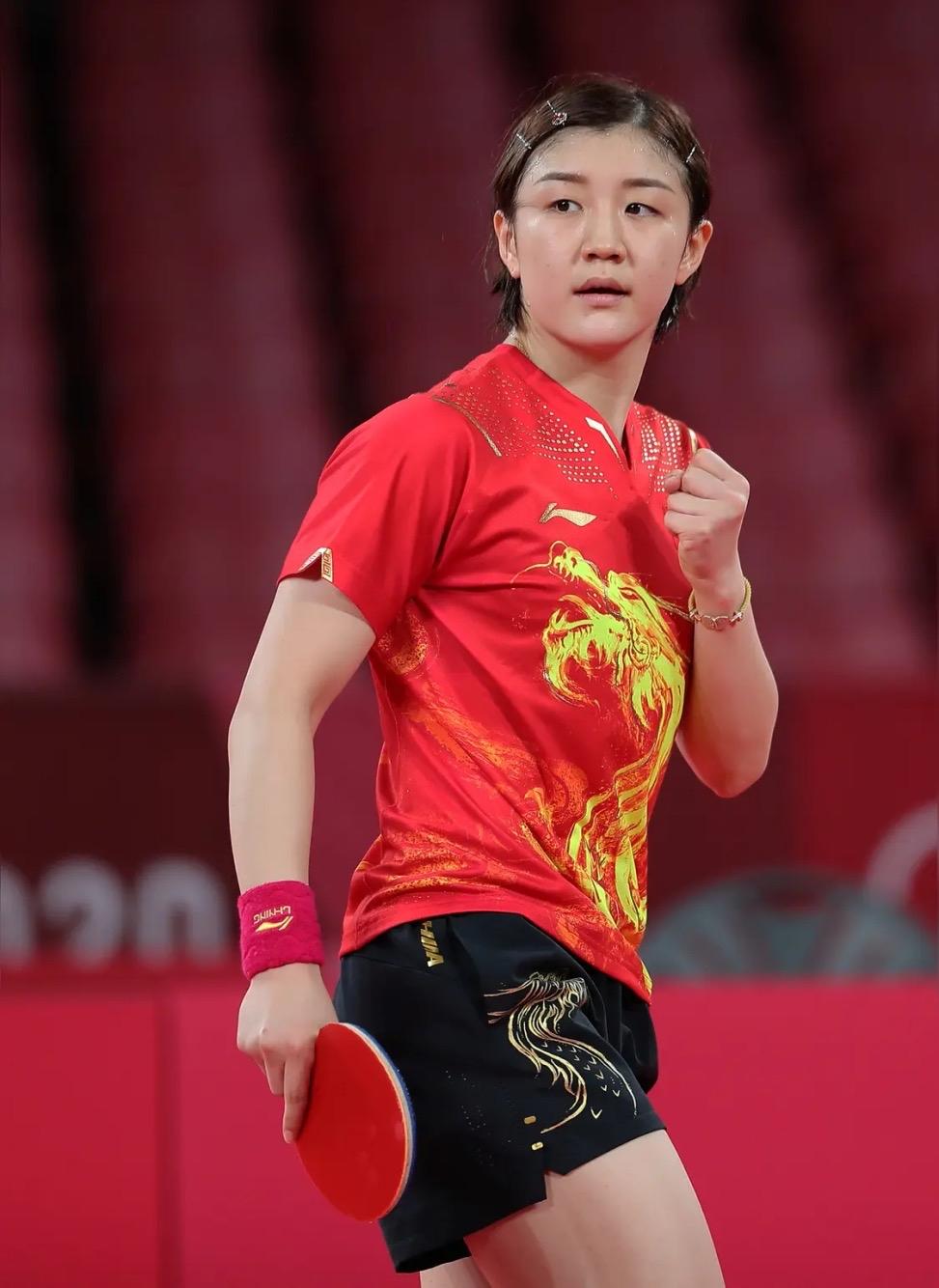陈梦4-1逆转王艺迪！国乒内战硬仗，她用汗水拼下四强门票

今天必须跟大家唠唠刚