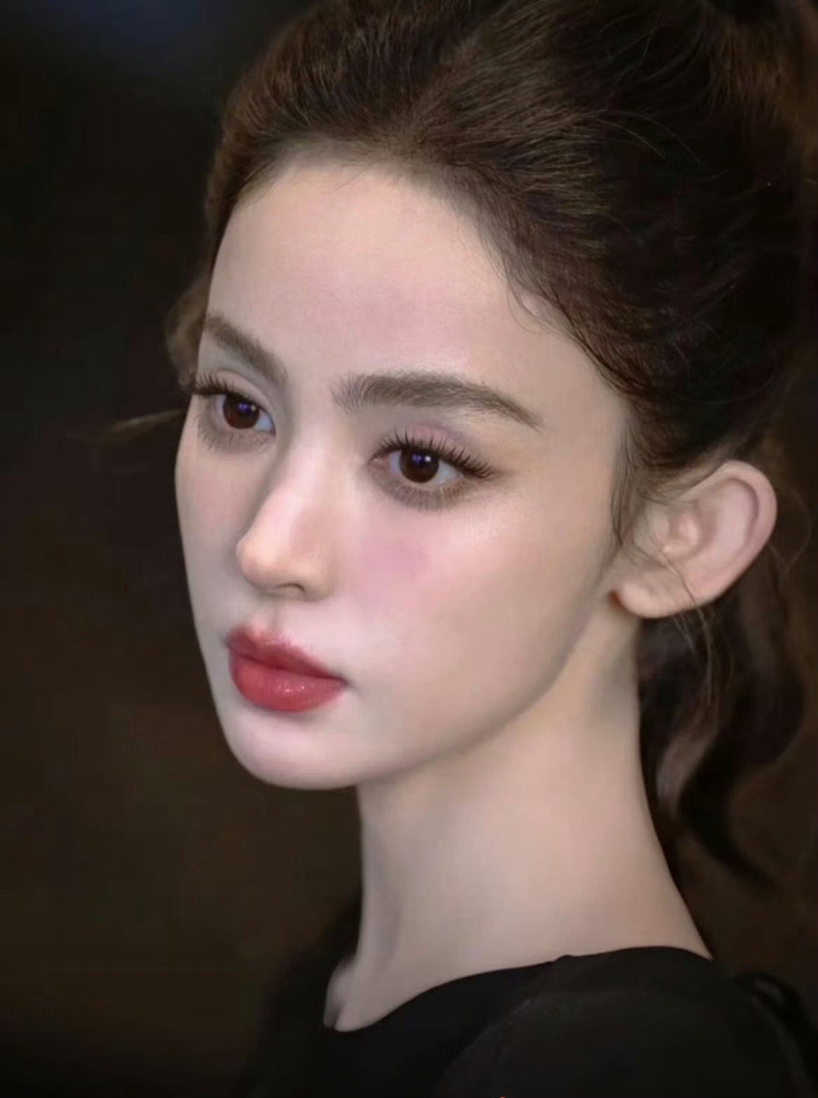 这才叫明艳系大美女 