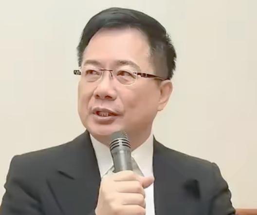 蔡正元说：雄而不霸的结果，注定在国际上是不会有真正朋友的。因为不霸者没人怕，没人